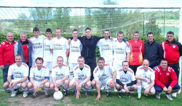 PHOTO EQUIPE A FOOT SEPBB